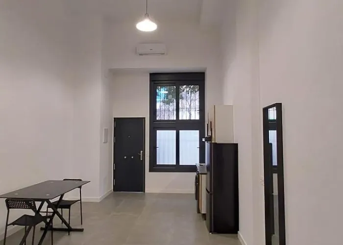 Luxury Apartment 2 A 5 Min De La Estacion De Bus Y Tren Maria Zambrano